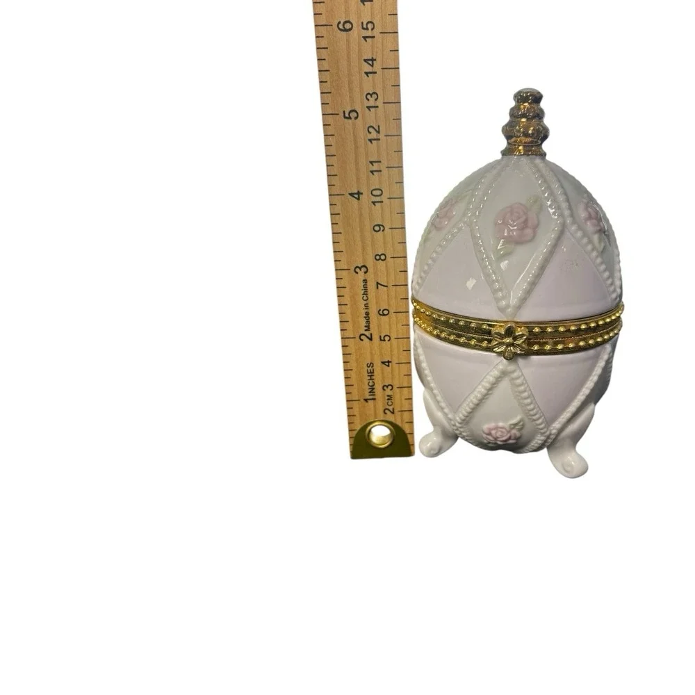 Vintage Porcelain Egg Trinket Box Floral Gold‎ Trim Hinged